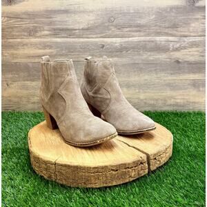 Franco Fortini Women - Size 8 - Taupe Suede Ankle Boots Chesney